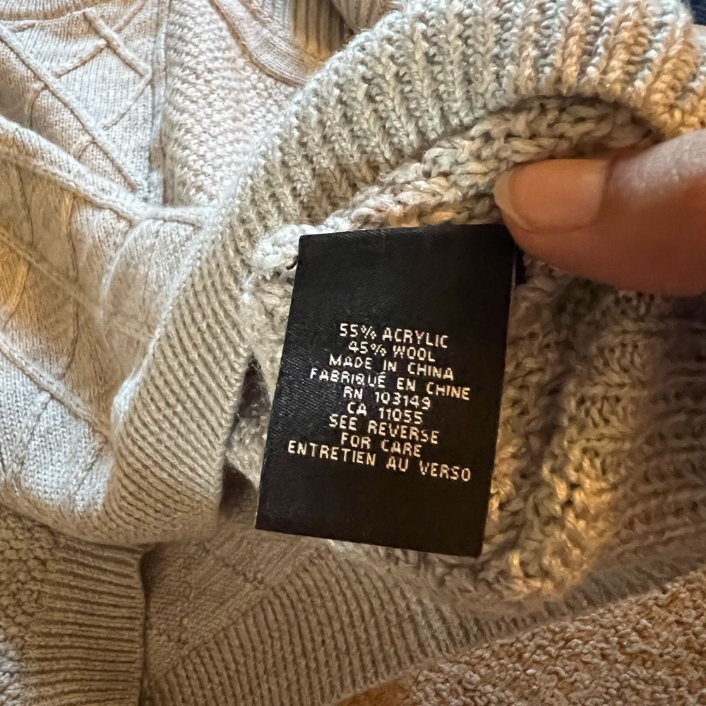 Intermix medium sweater - Picture 7 of 7